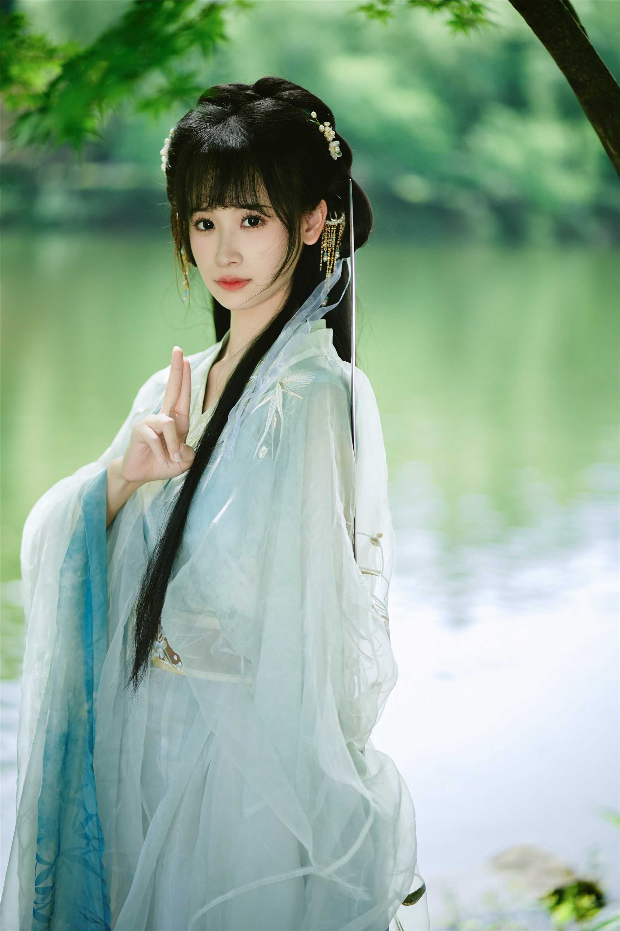 YITUYU艺图语 2025.01.22 小师妹 春娇